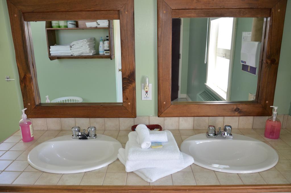 Auberge De Douglastown Gaspé Kültér fotó