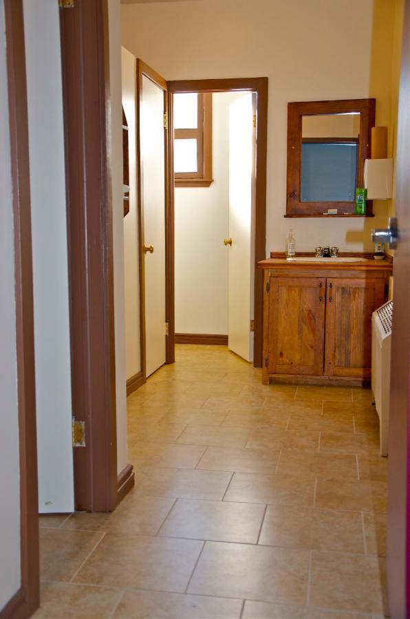 Auberge De Douglastown Gaspé Kültér fotó