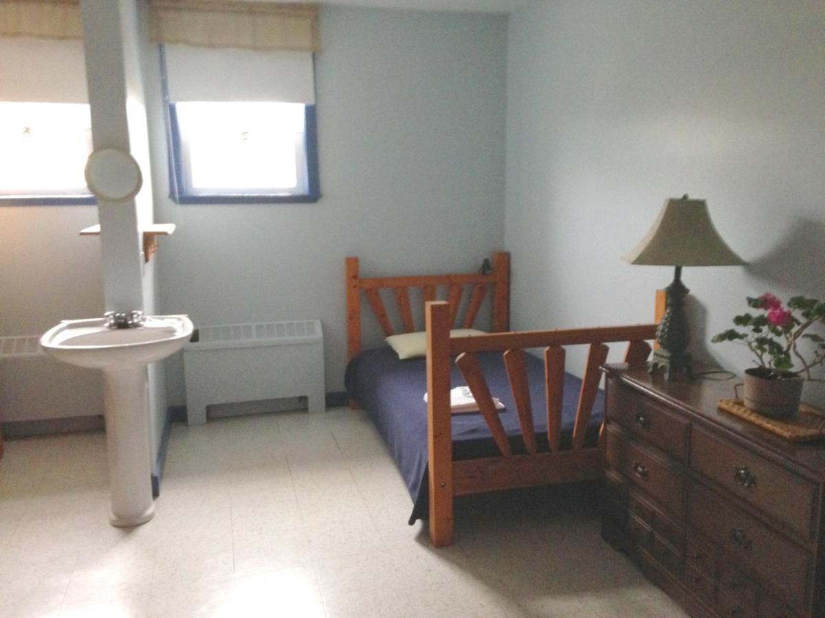 Auberge De Douglastown Gaspé Kültér fotó